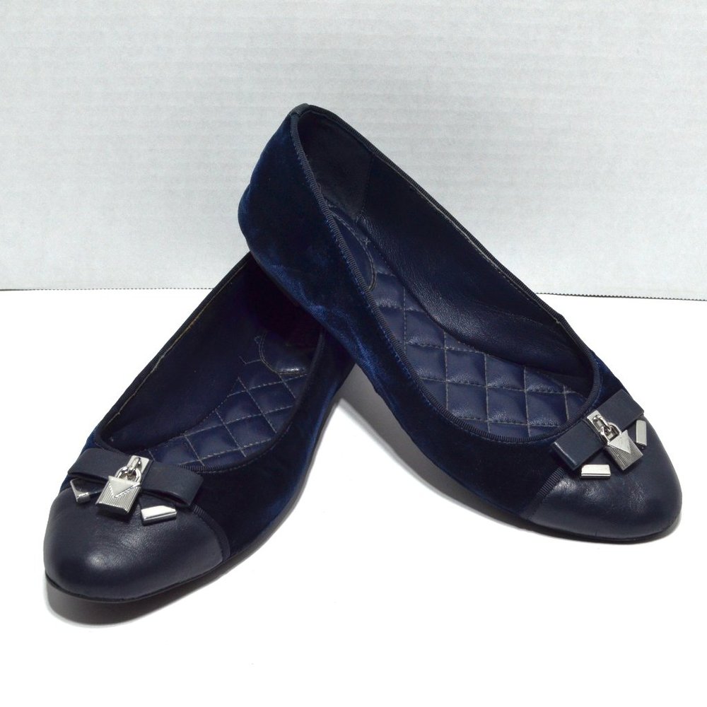 Michael Kors Alice Ballet Flats Womens Size 9 Navy Velvet Silver Lock Detail
